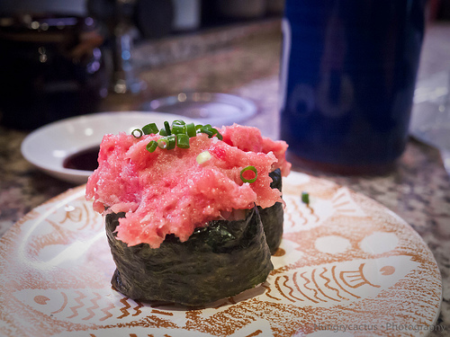 Conveyor belt sushi